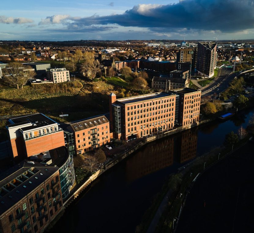 rw8-aspect-ratio-825-755